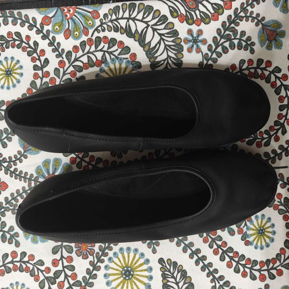 Elegant Black Women's Shoes